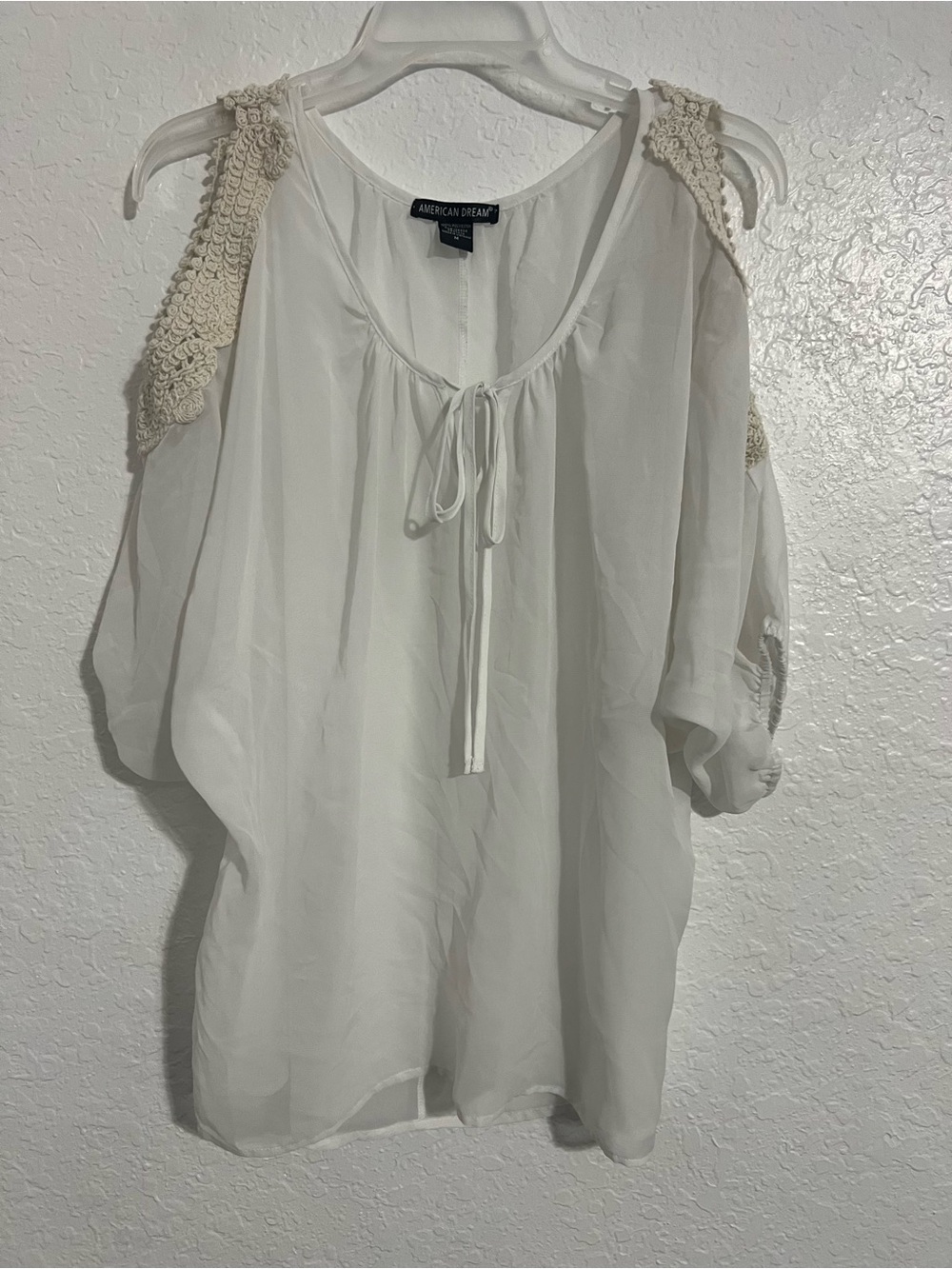 American Dream Women White 3/4 Sleeve Solid Print Size M Crochet Trim Blouse 216